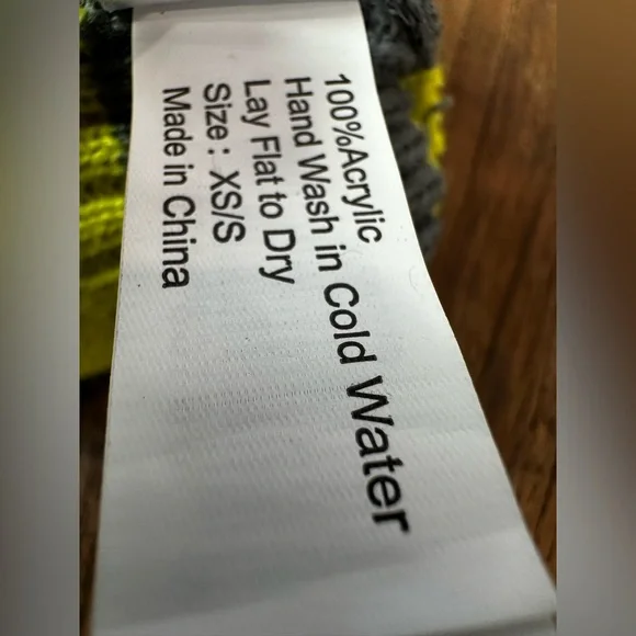 FRIENDS Bright Yellow and Gray Dog Knit Hat - Picture 6 of 6